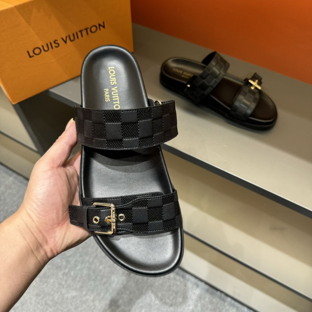 Louis Vuitton Slippers